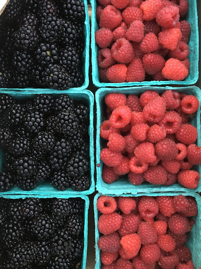 blackberries-strawberries